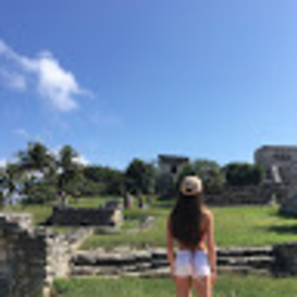 Meet your Posher, Kaitlyn - Picture 1 of 1